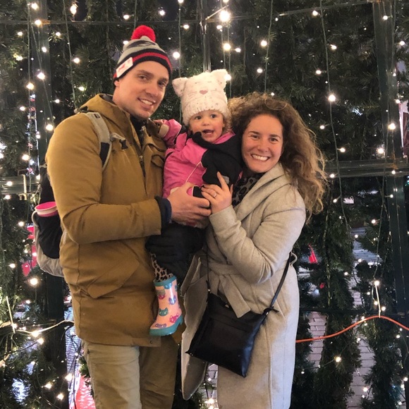 Meet your Posher, Lisa - Picture 1 of 1